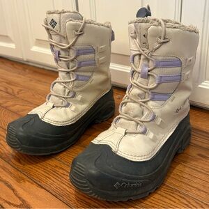 Columbia Youth (Big Girl’s Size 5) Bugaboot Celsius Waterproof Snow Boots